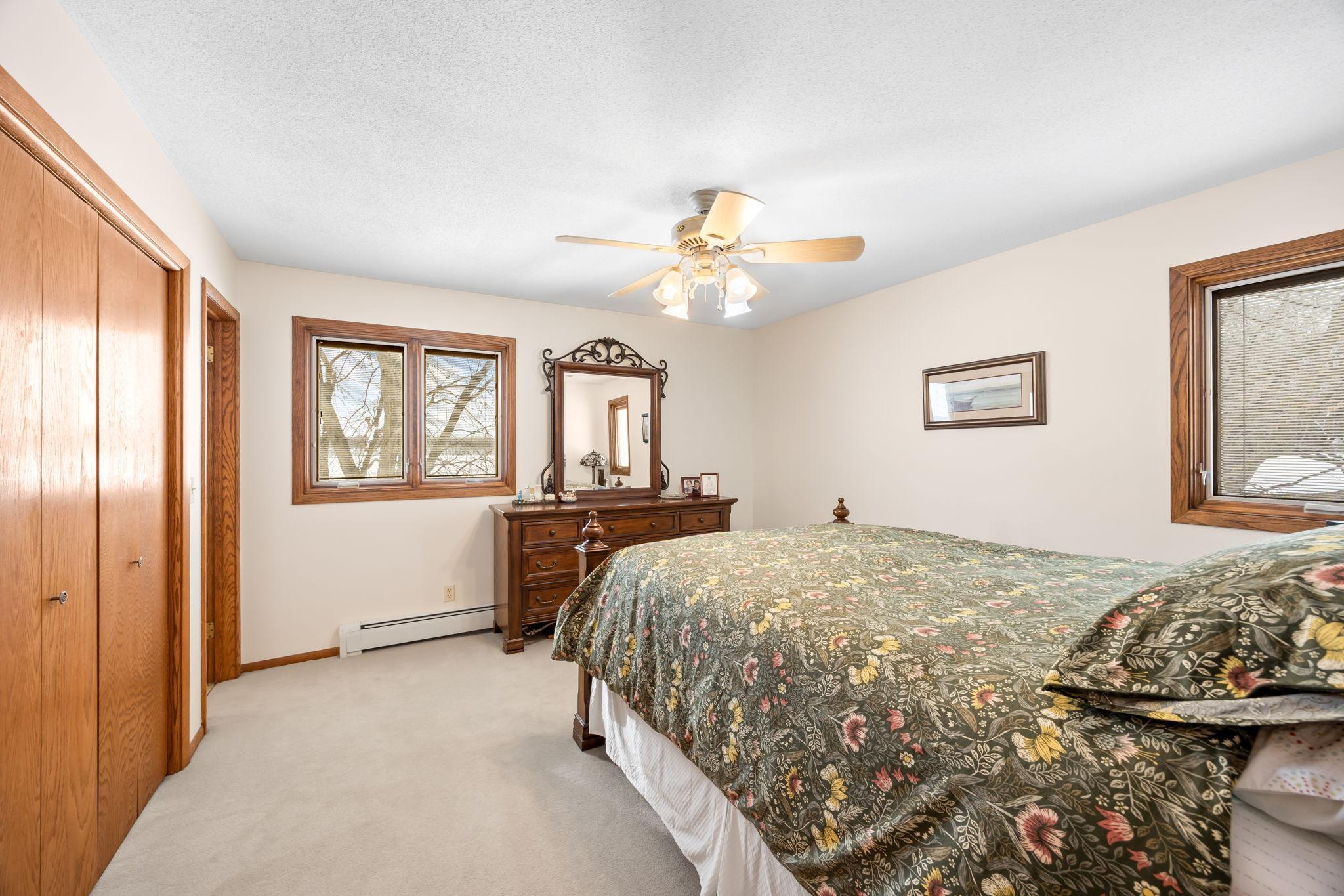6825 N Shore Drive, Rockford, Minnesota image 15