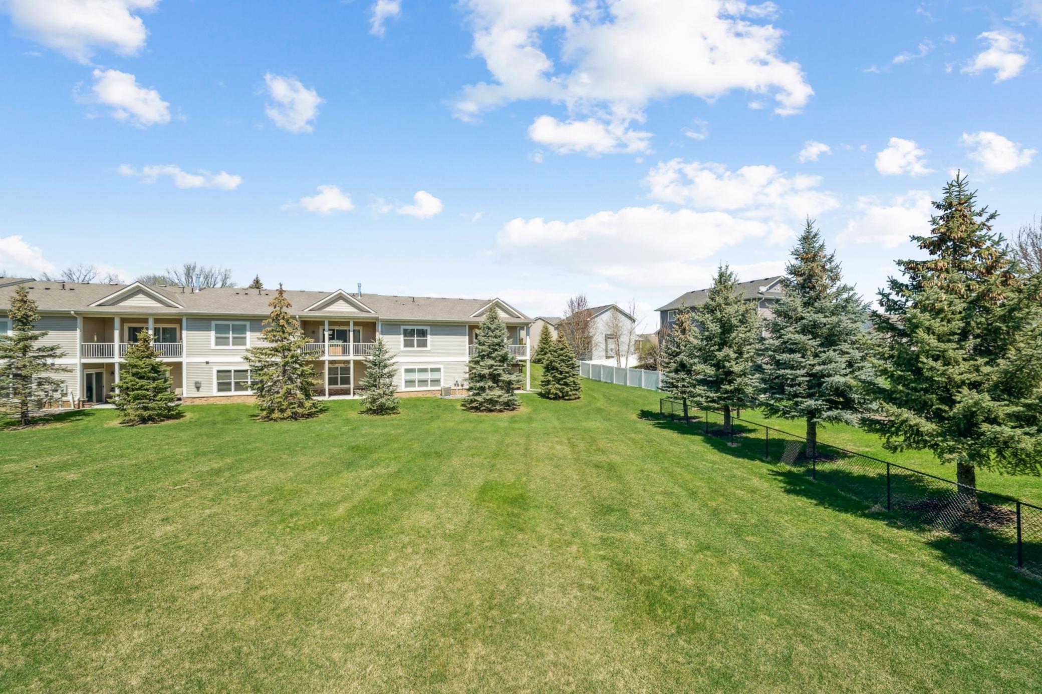21323 Hytrail Circle, Lakeville, Minnesota image 4