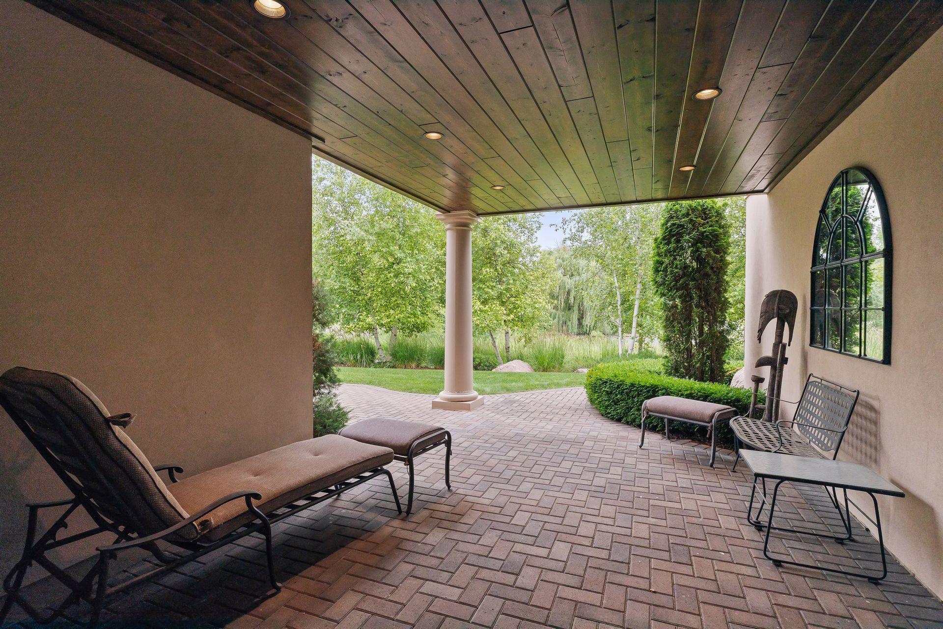1650 Locust Hills Place, Wayzata, Minnesota image 30