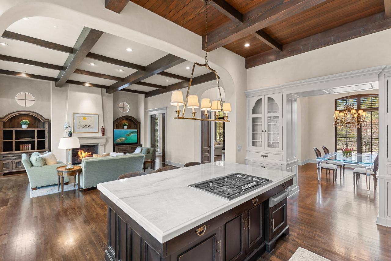 1650 Locust Hills Place, Wayzata, Minnesota image 10