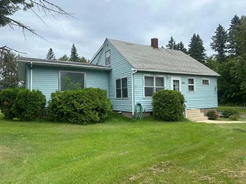 Homes For Sale - 301 Pleasant Avenue<br/> Roseau County, Warroad, MN 56763