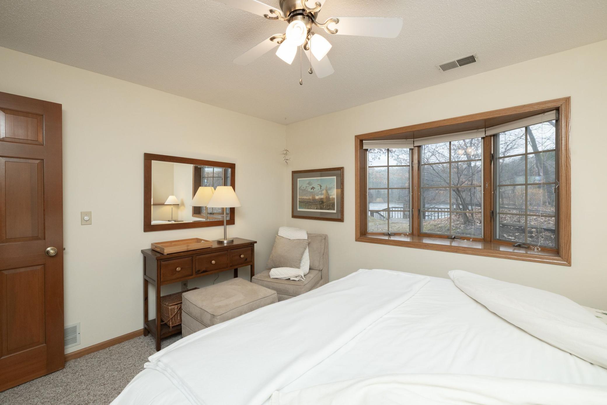 155 Lost Lake Court, Saint Paul, Minnesota image 35