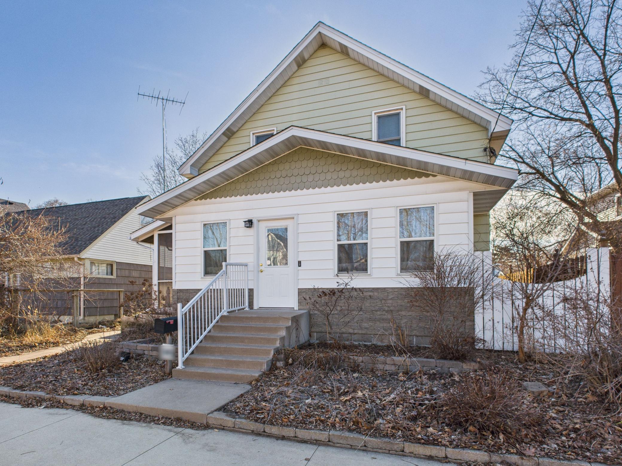 345 19 1/2 Avenue, Saint Cloud, Minnesota image 1
