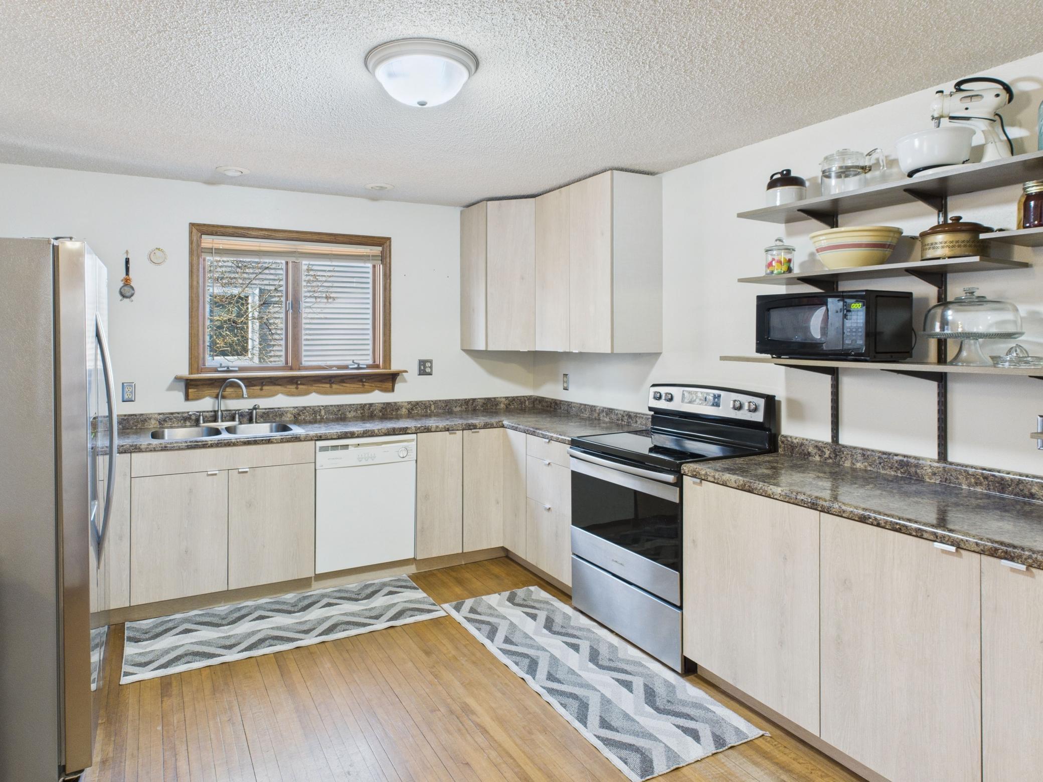 345 19 1/2 Avenue, Saint Cloud, Minnesota image 3