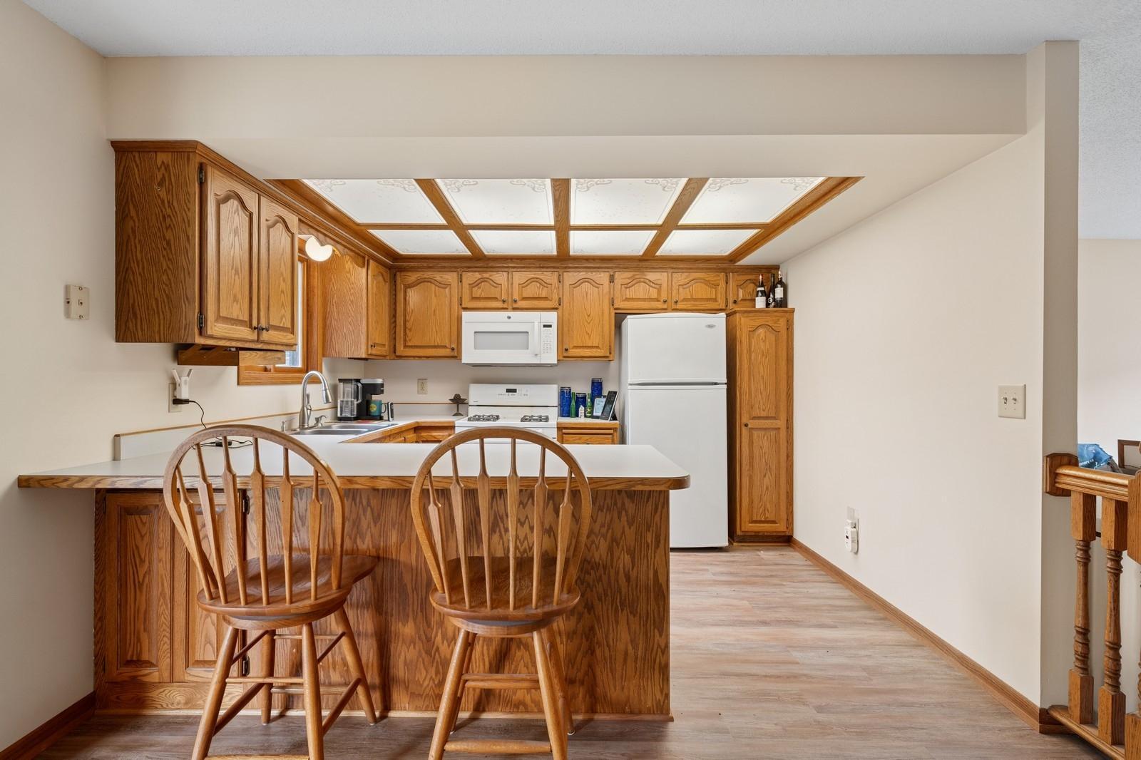 35292 Central Drive, Cambridge, Minnesota image 17