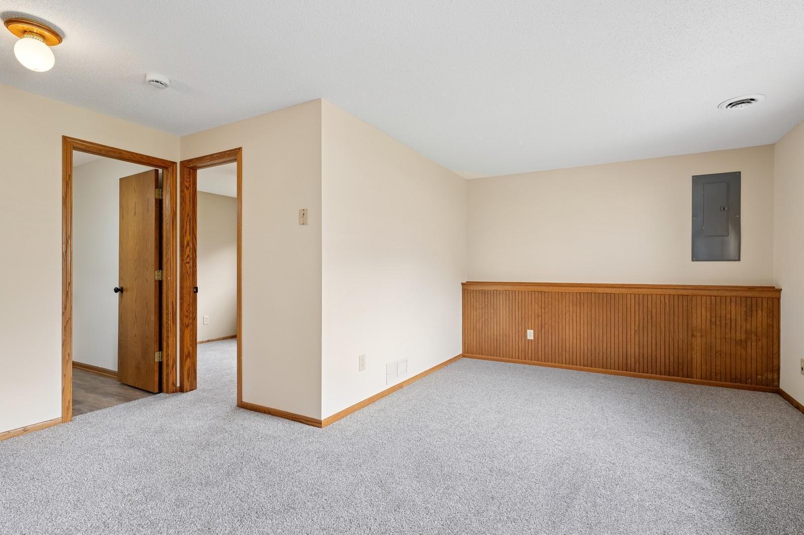 35292 Central Drive, Cambridge, Minnesota image 39