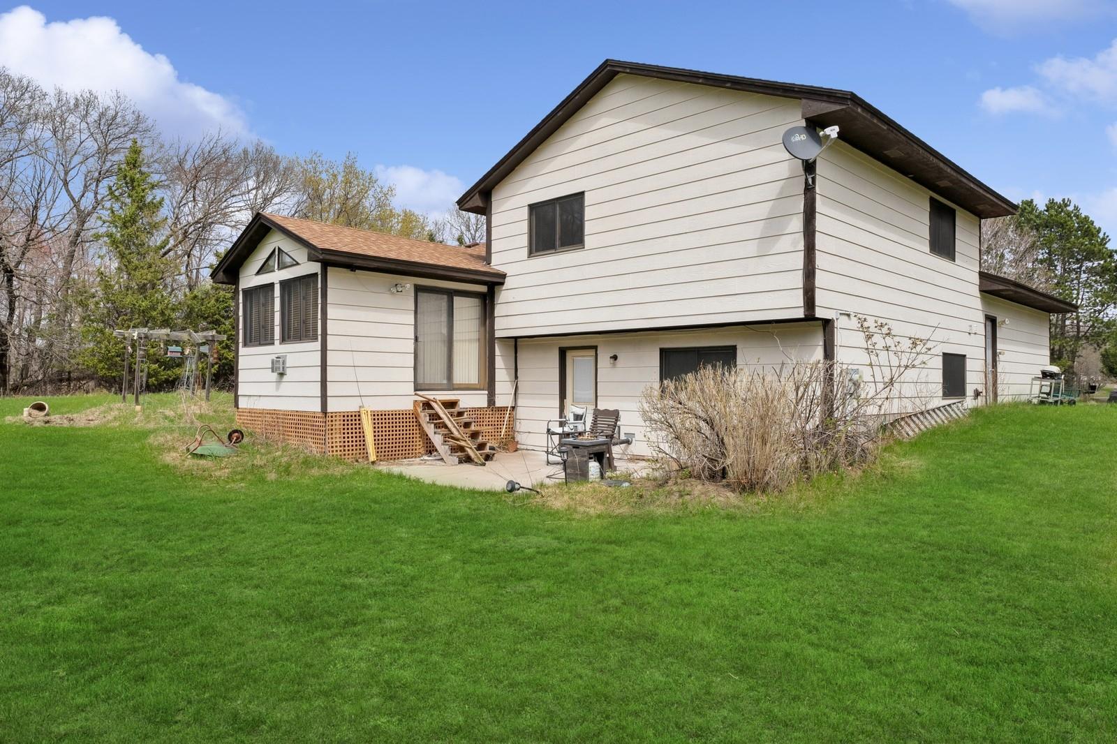 35292 Central Drive, Cambridge, Minnesota image 9