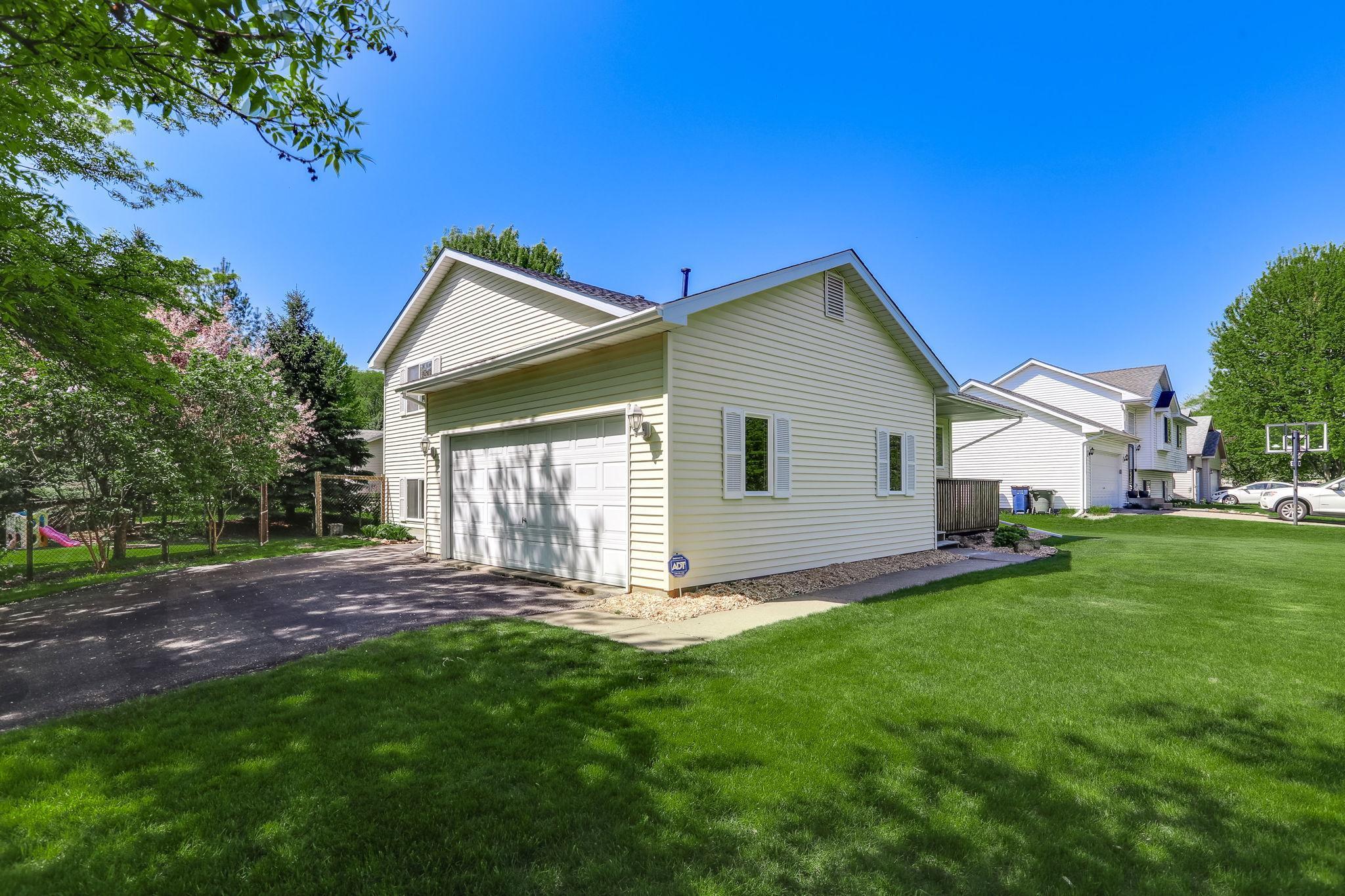 5796 180th Street, Farmington, Minnesota image 5