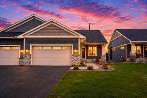 Townhouse For Sale - 11136 6th Street Circle<br/> Lake Elmo, MN 55042