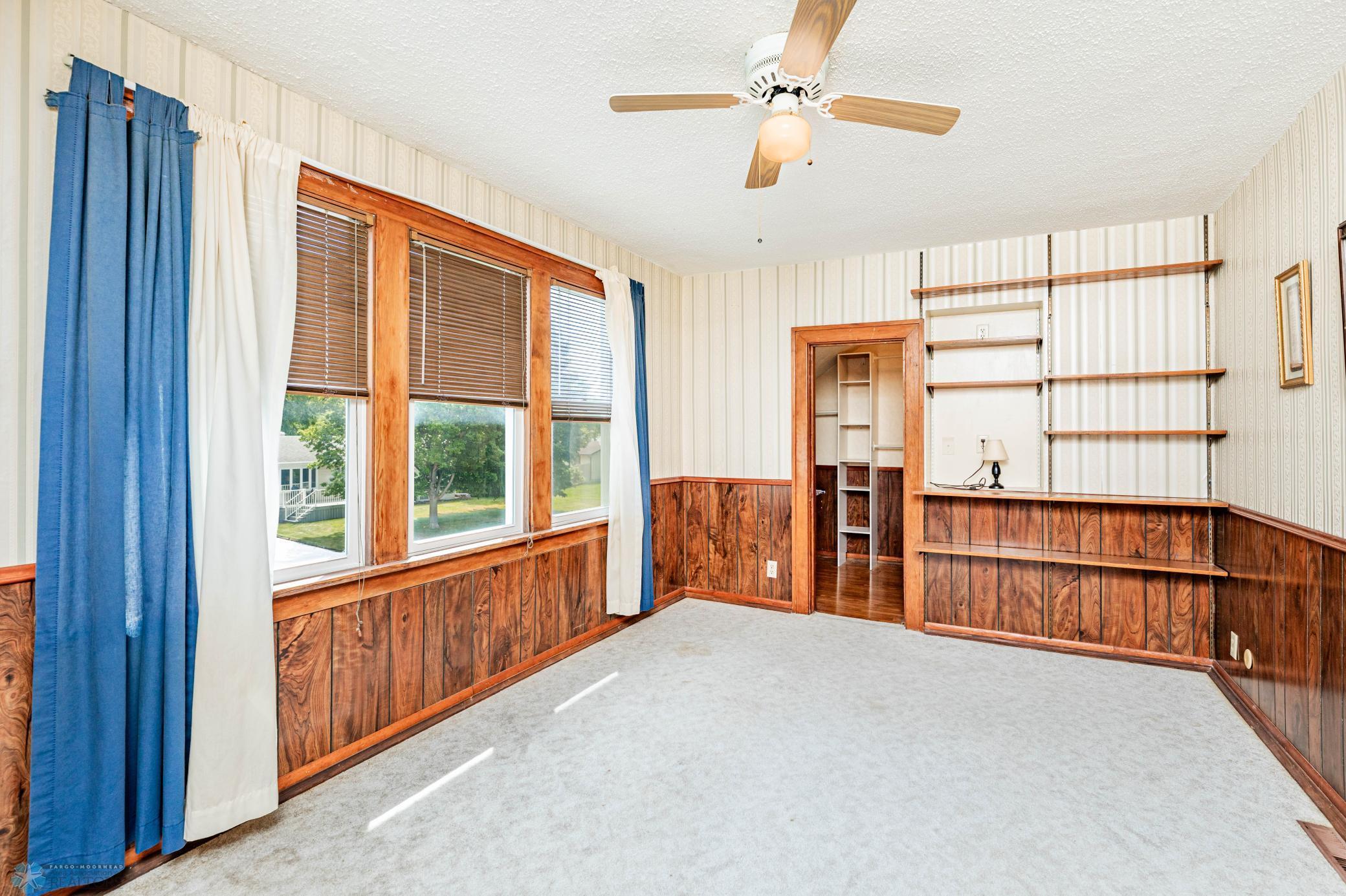 Wahpeton, North Dakota 58075, United States, 5 Bedrooms Bedrooms, ,3 BathroomsBathrooms,Residential,Active,49022