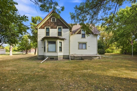 Homes For Sale - 16805 48th Street<br/> Davenport, ND 58021