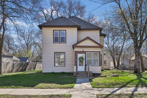 Homes For Sale - 335 Adams Street<br/> Mcleod County, Hutchinson, MN 55350