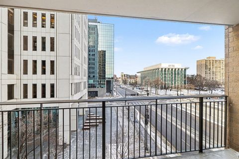 Homes For Sale - 121 Washington Avenue<br/> Hennepin County, Minneapolis, MN 55401