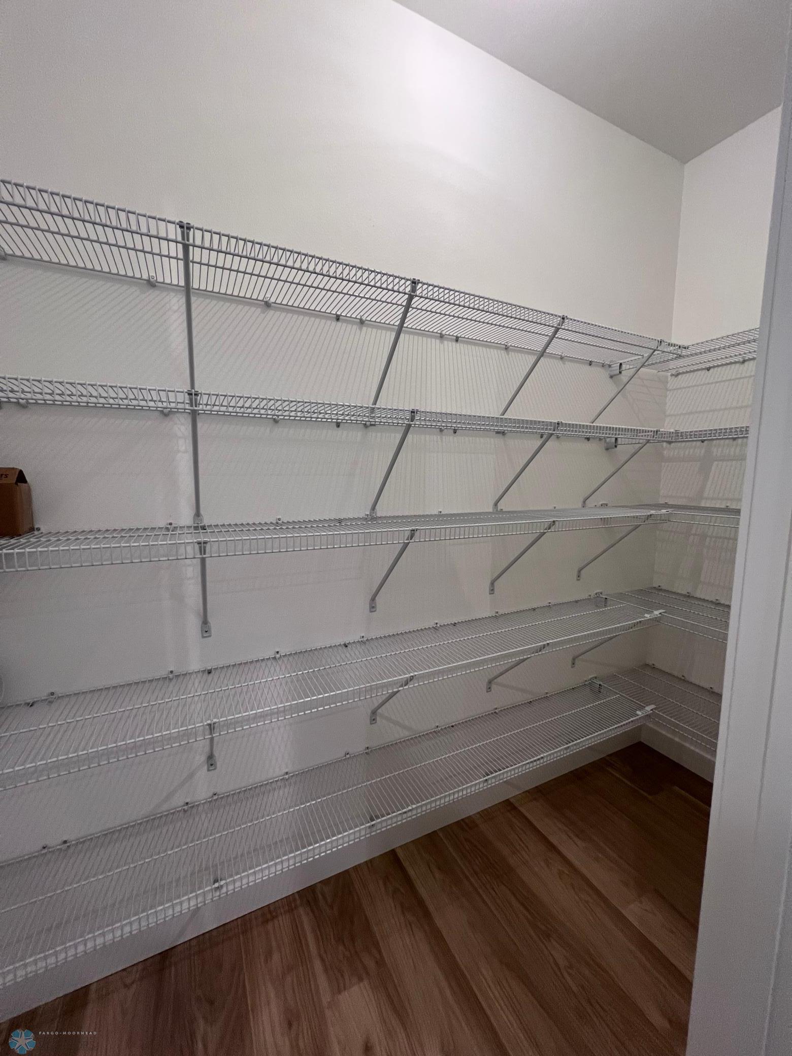 Fargo, North Dakota 58104, United States, 2 Bedrooms Bedrooms, ,2 BathroomsBathrooms,Residential,Pending,216718