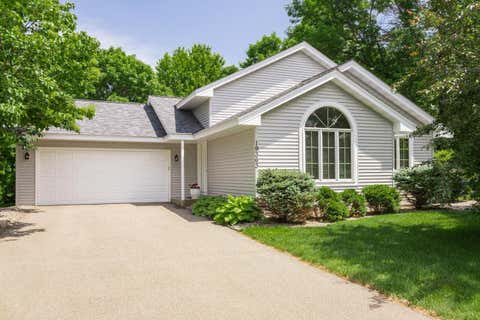 Homes For Sale - 19363 Eureka Court<br/> Dakota County, Farmington, MN 55024