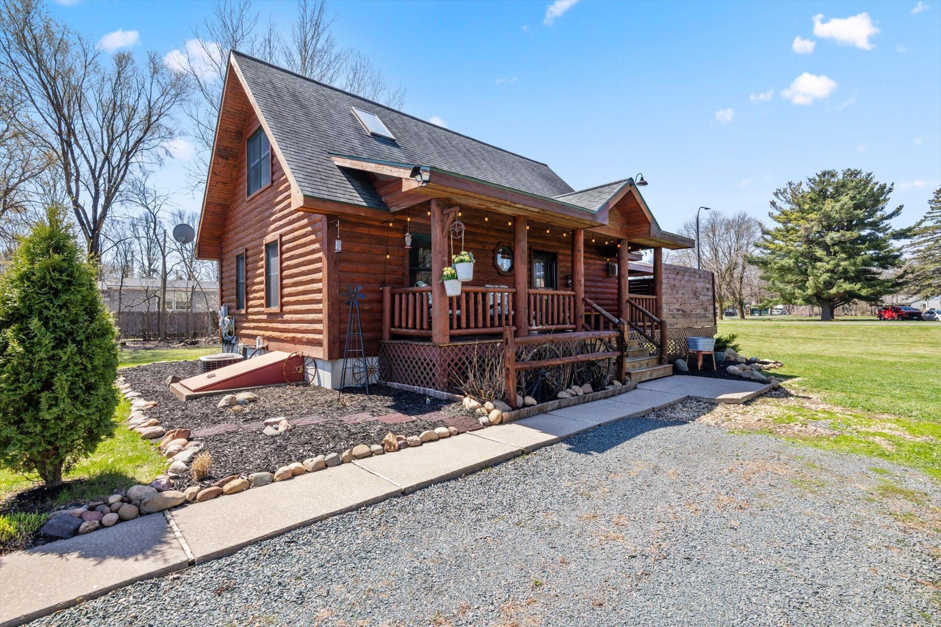 510 State Road #35, Saint Croix Falls, Wisconsin image 1