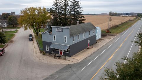 Homes For Sale - 22485 391st Avenue<br/> Lanesboro, MN 55949