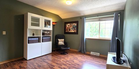 Townhouse For Sale - 7285 Brittany Lane<br/> Inver Grove Heights, MN 55076
