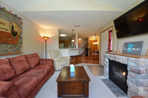 Townhouse For Sale - 7285 Brittany Lane<br/> Inver Grove Heights, MN 55076