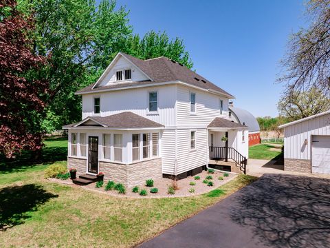 Homes For Sale - 5976 County Road 141<br/> Saint Cloud, MN 56301