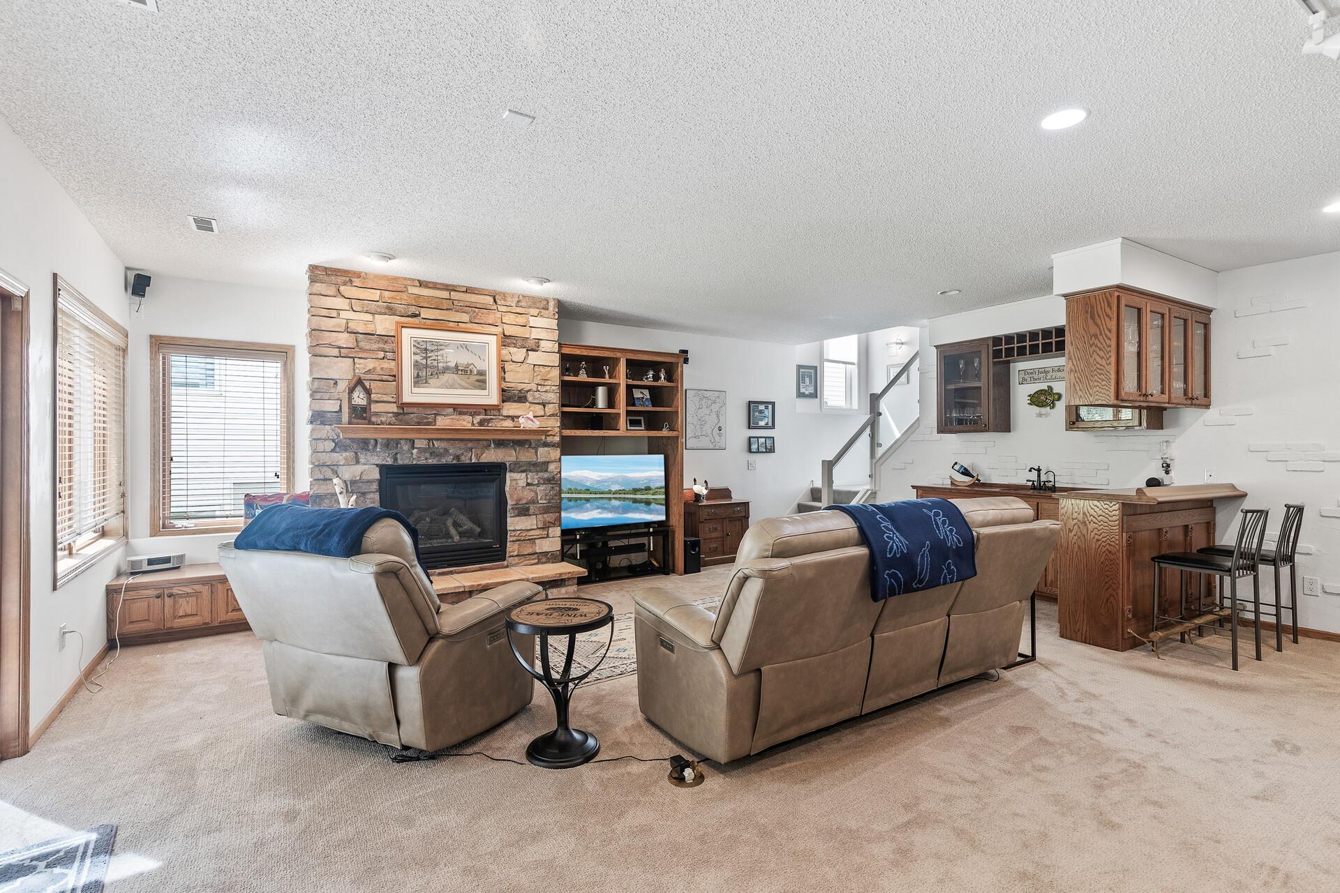 14983 Summit Circle, Prior Lake, Minnesota image 32