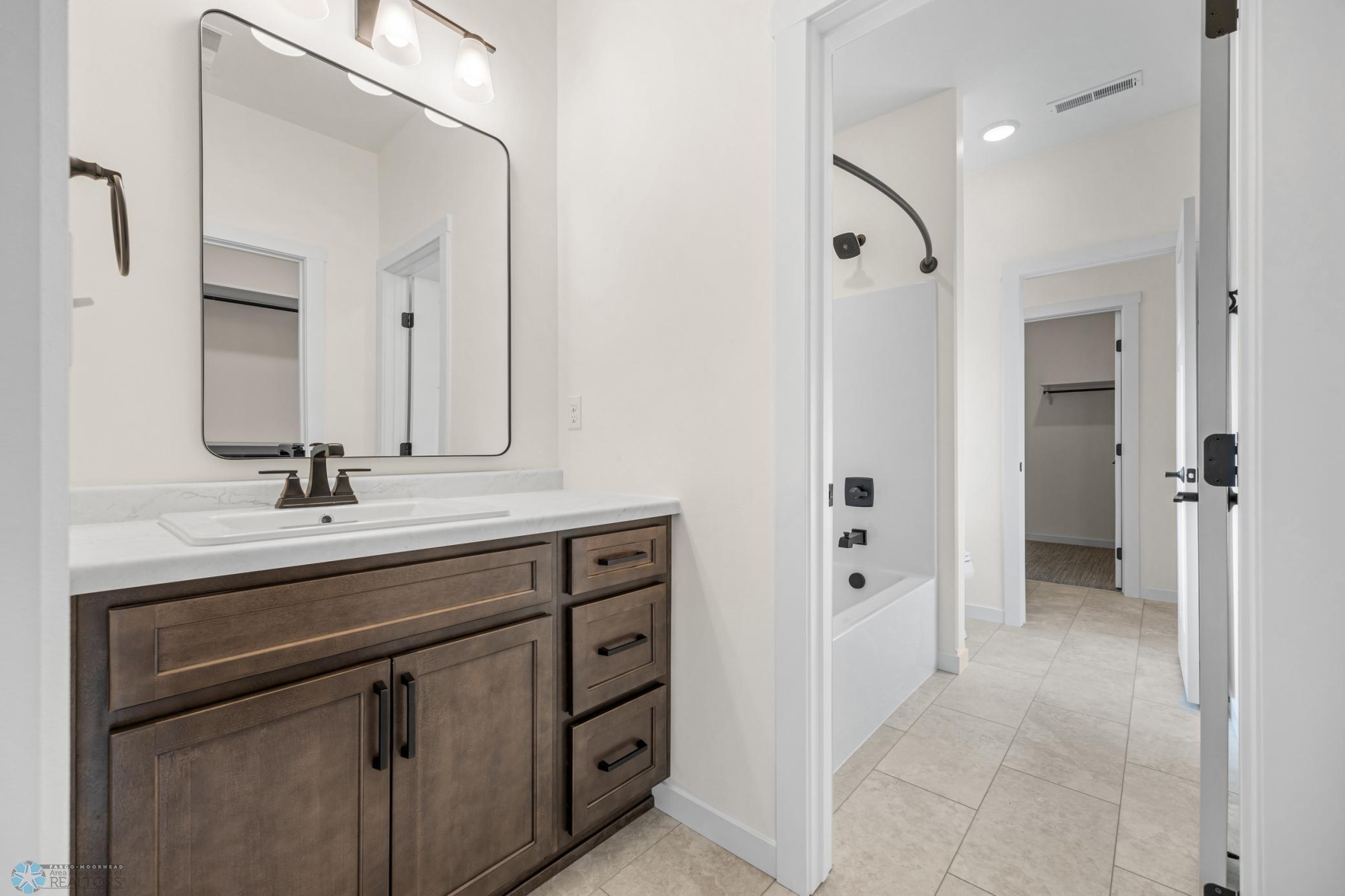 4242 Bristlecone Loop, Fargo, North Dakota image 23