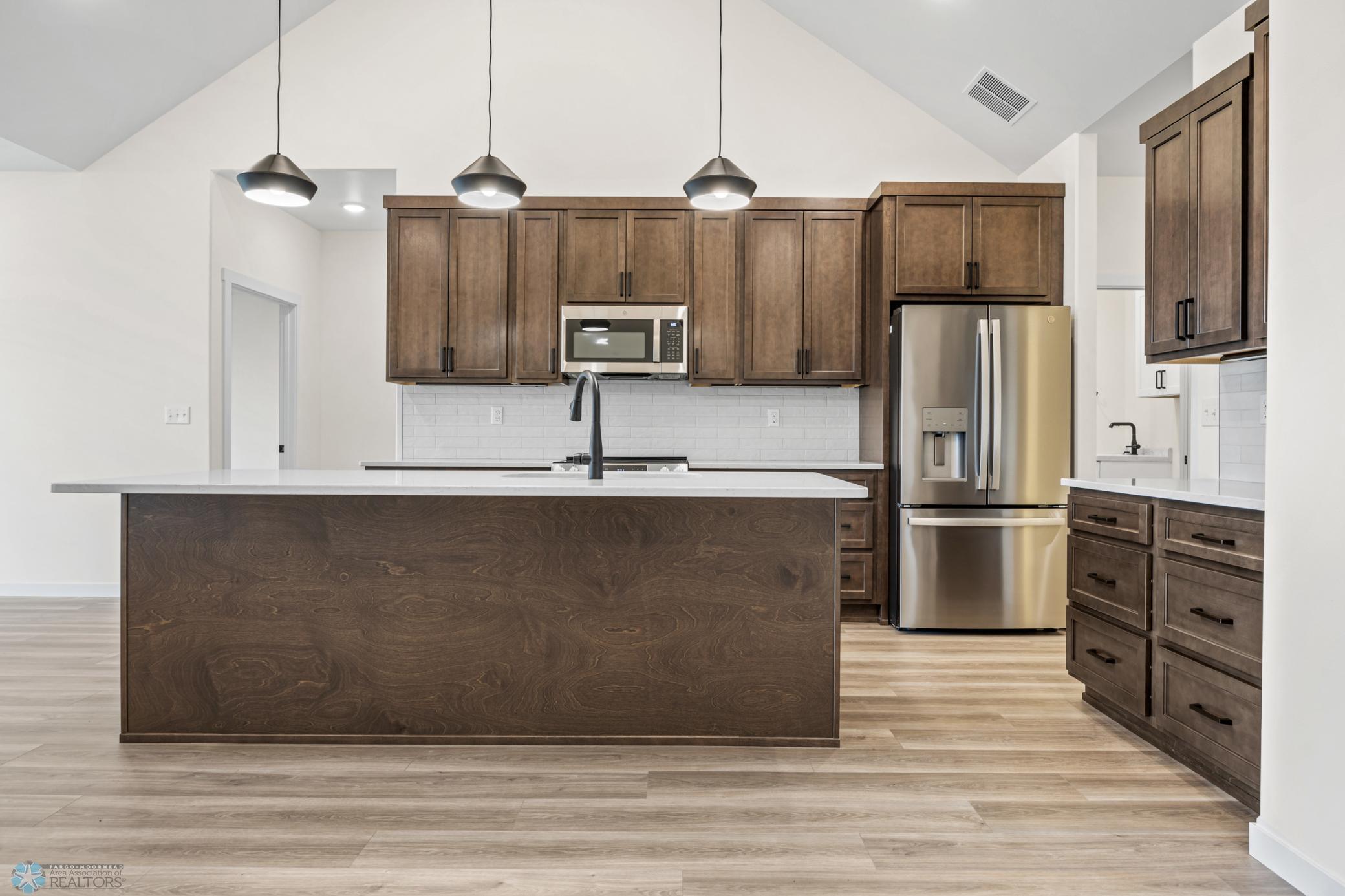 4242 Bristlecone Loop, Fargo, North Dakota image 9