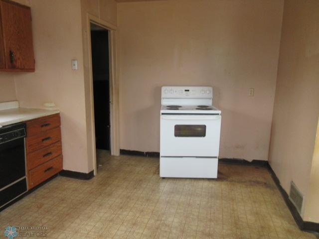 Dilworth, Minnesota 56529, United States, 3 Bedrooms Bedrooms, ,1 BathroomBathrooms,Residential,Active,155249