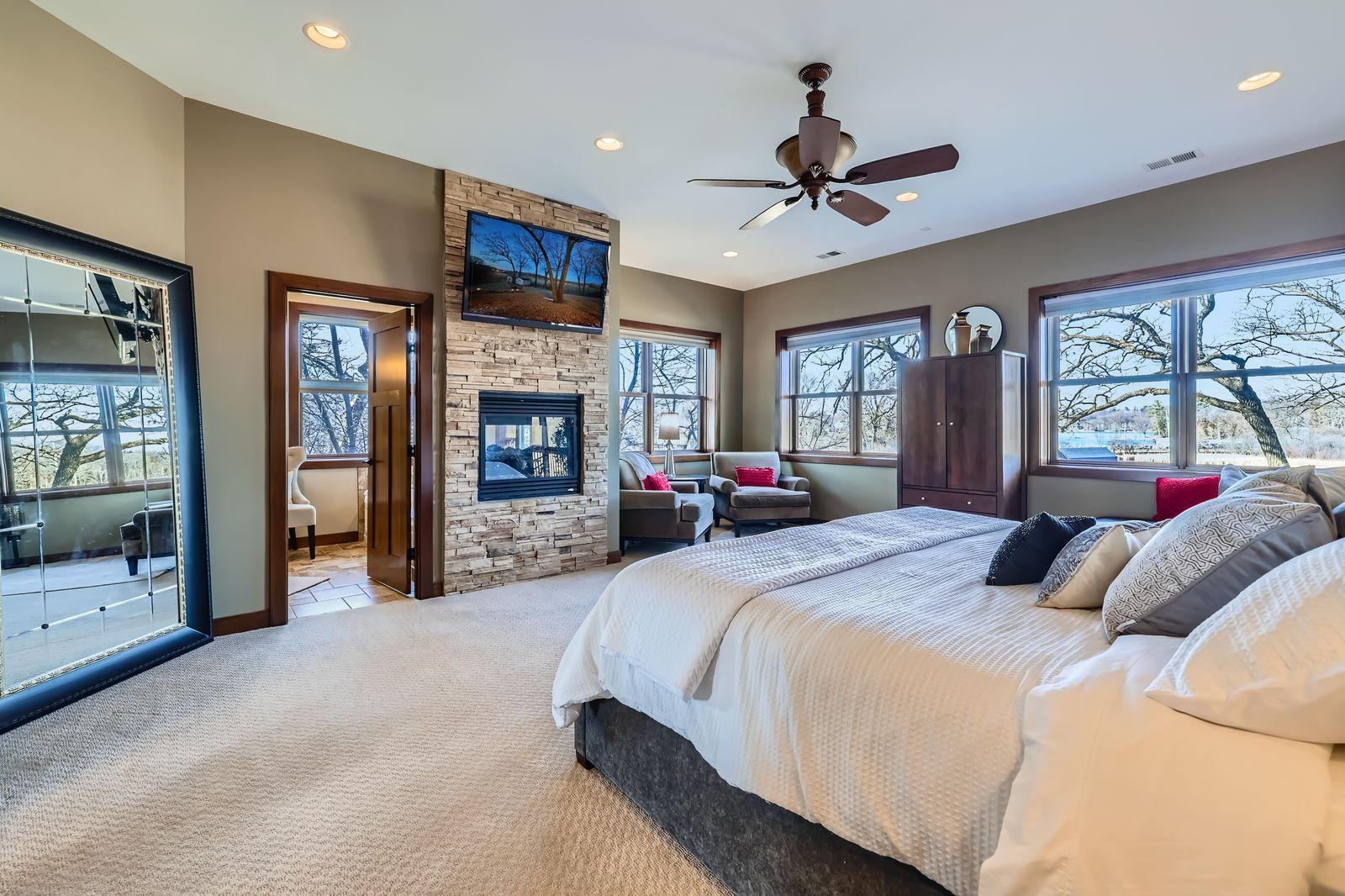 19900 Cottagewood Road, Excelsior, Minnesota image 29