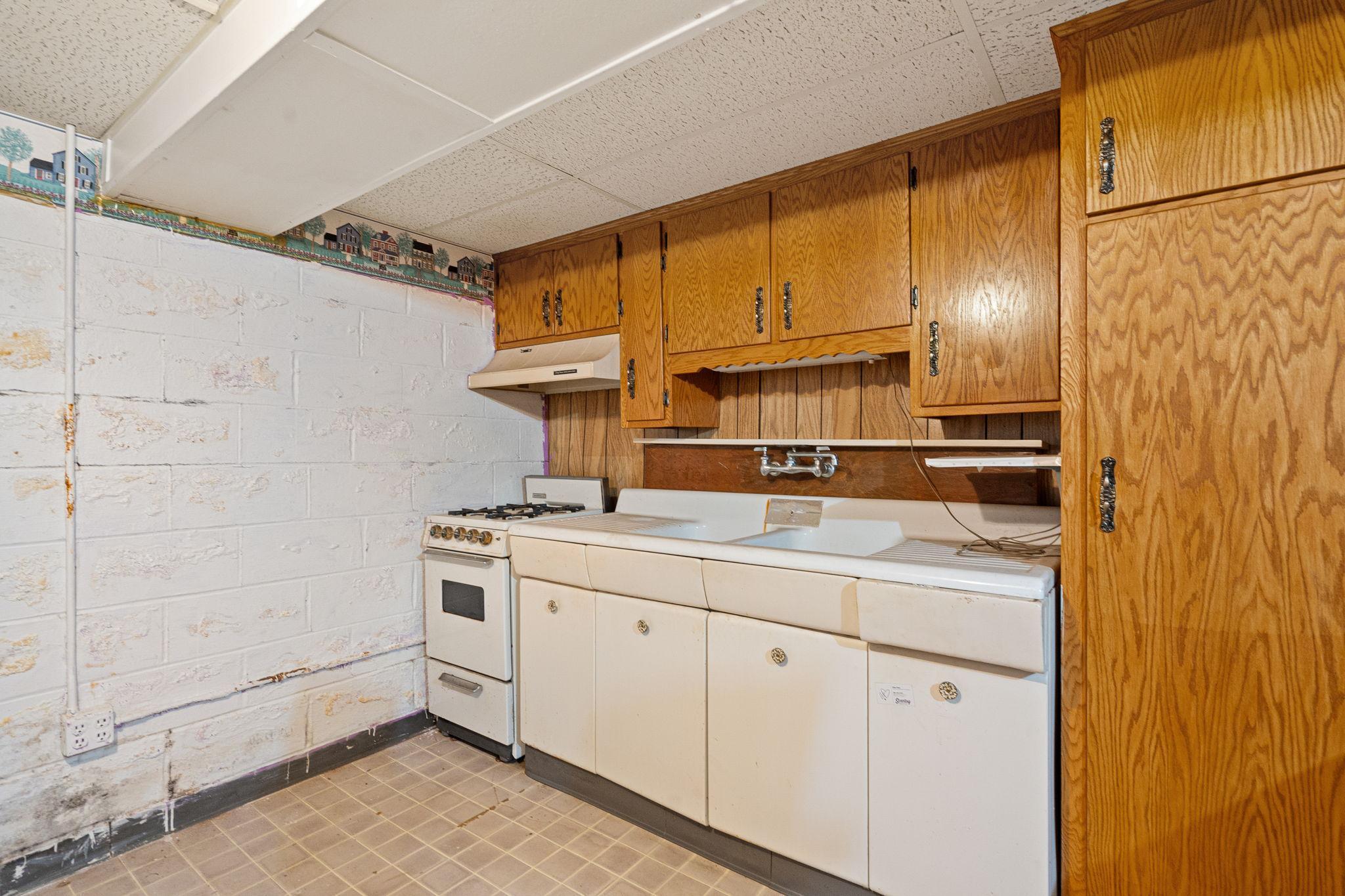 220 20th Street, Faribault, Minnesota image 21
