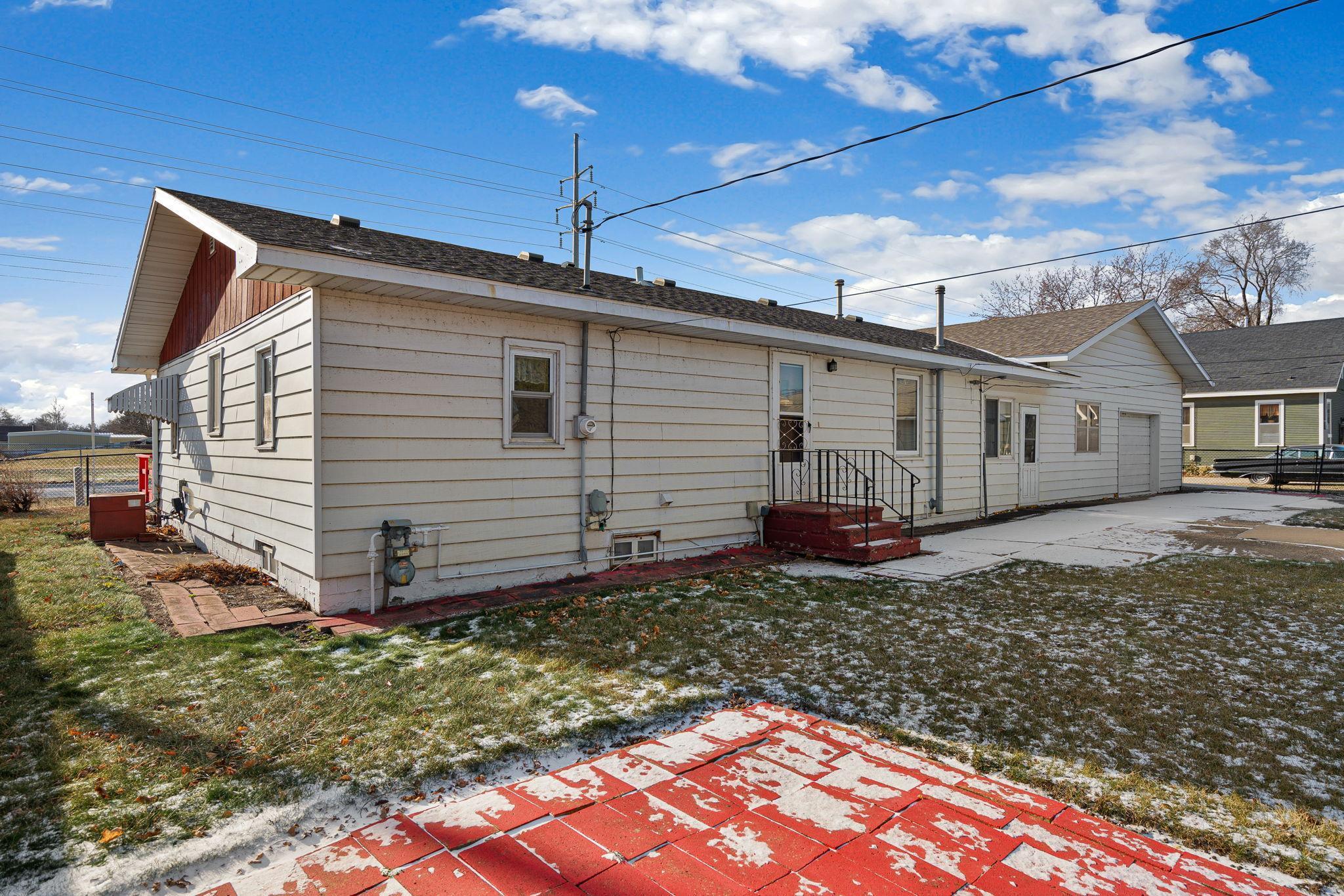 220 20th Street, Faribault, Minnesota image 22