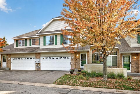 Townhouse For Sale - 6203 Courtly Road<br/> Woodbury, MN 55125