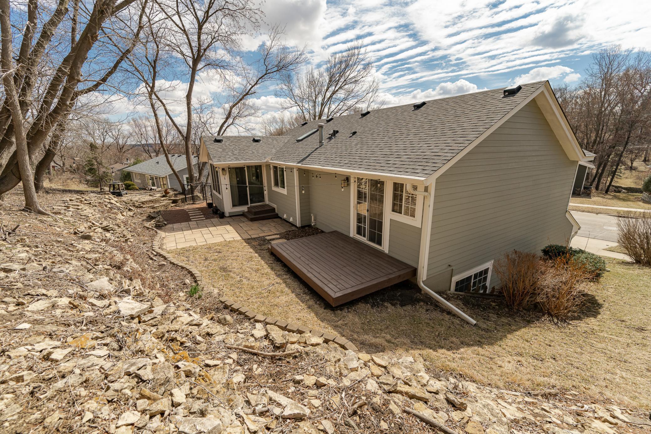 225 Meadow Run Drive, Rochester, Minnesota image 2