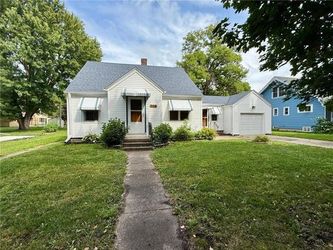 Homes For Sale - 705 N Carver Street<br/> Winthrop, MN 55396