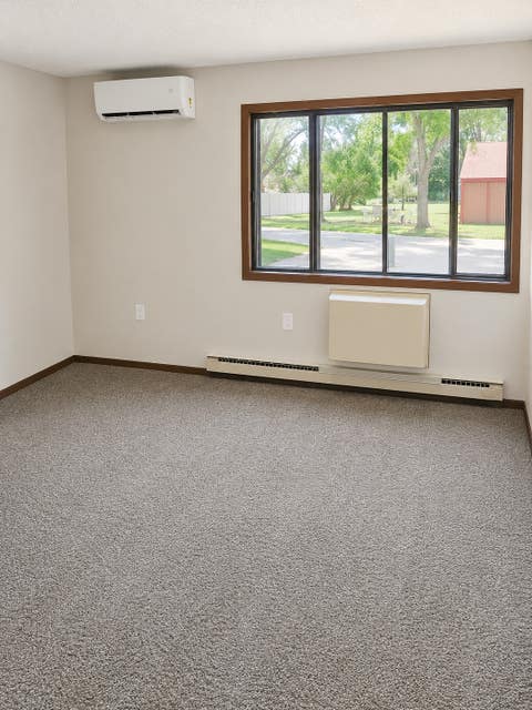 Apartment For Rent - 317 South Street<br/> Paynesville, MN 56362