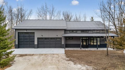 Homes For Sale - 67466 152nd Avenue<br/> Wabasha County, Wabasha, MN 55981