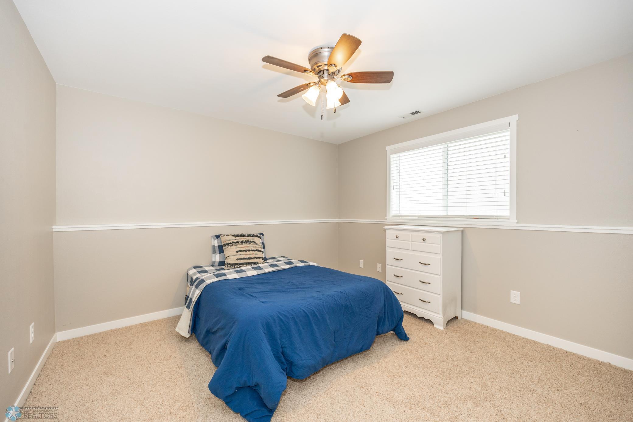 Fargo, North Dakota 58104, United States, 3 Bedrooms Bedrooms, ,2 BathroomsBathrooms,Residential,Pending,59058