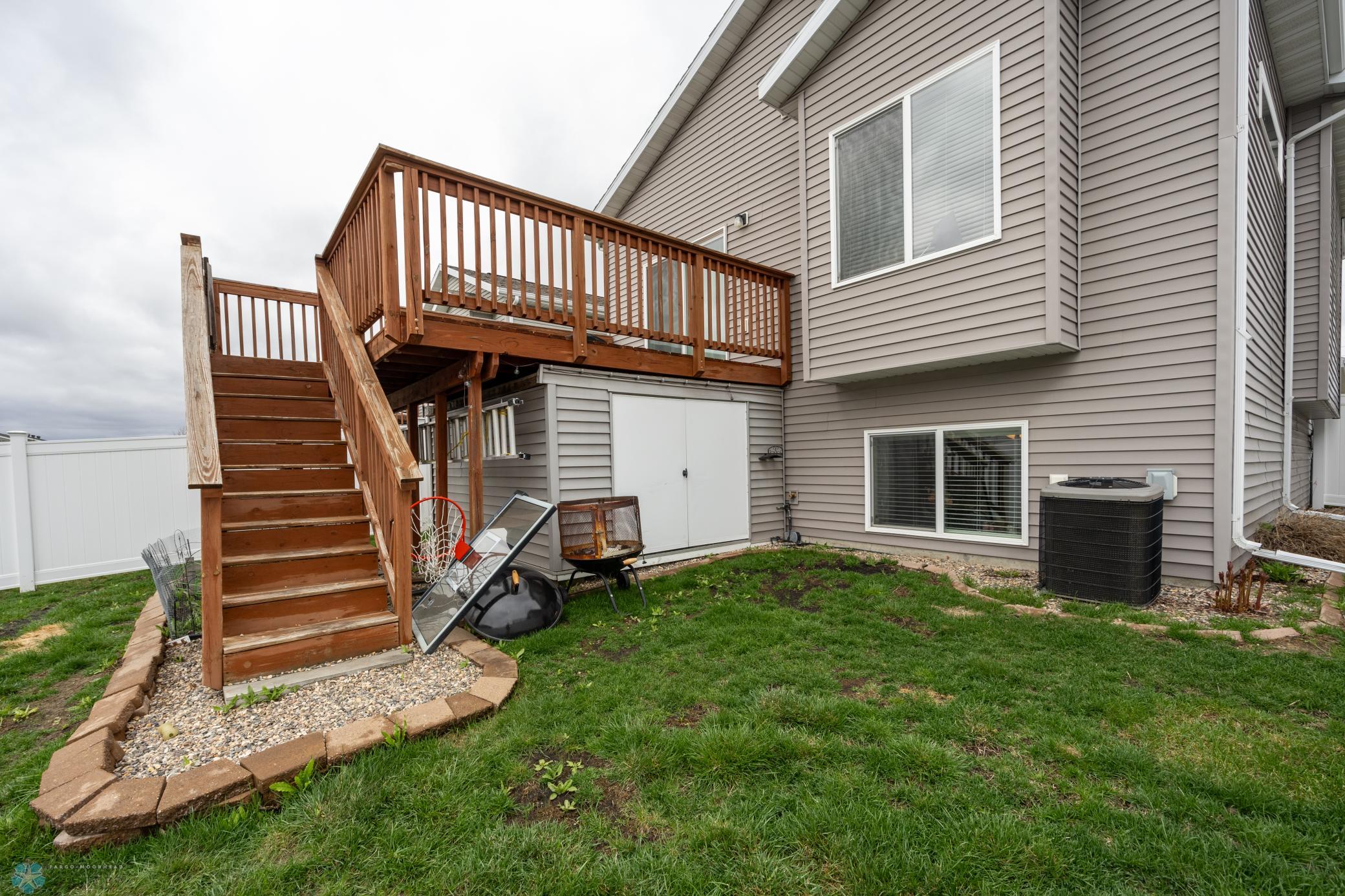 Fargo, North Dakota 58104, United States, 3 Bedrooms Bedrooms, ,2 BathroomsBathrooms,Residential,Pending,59058