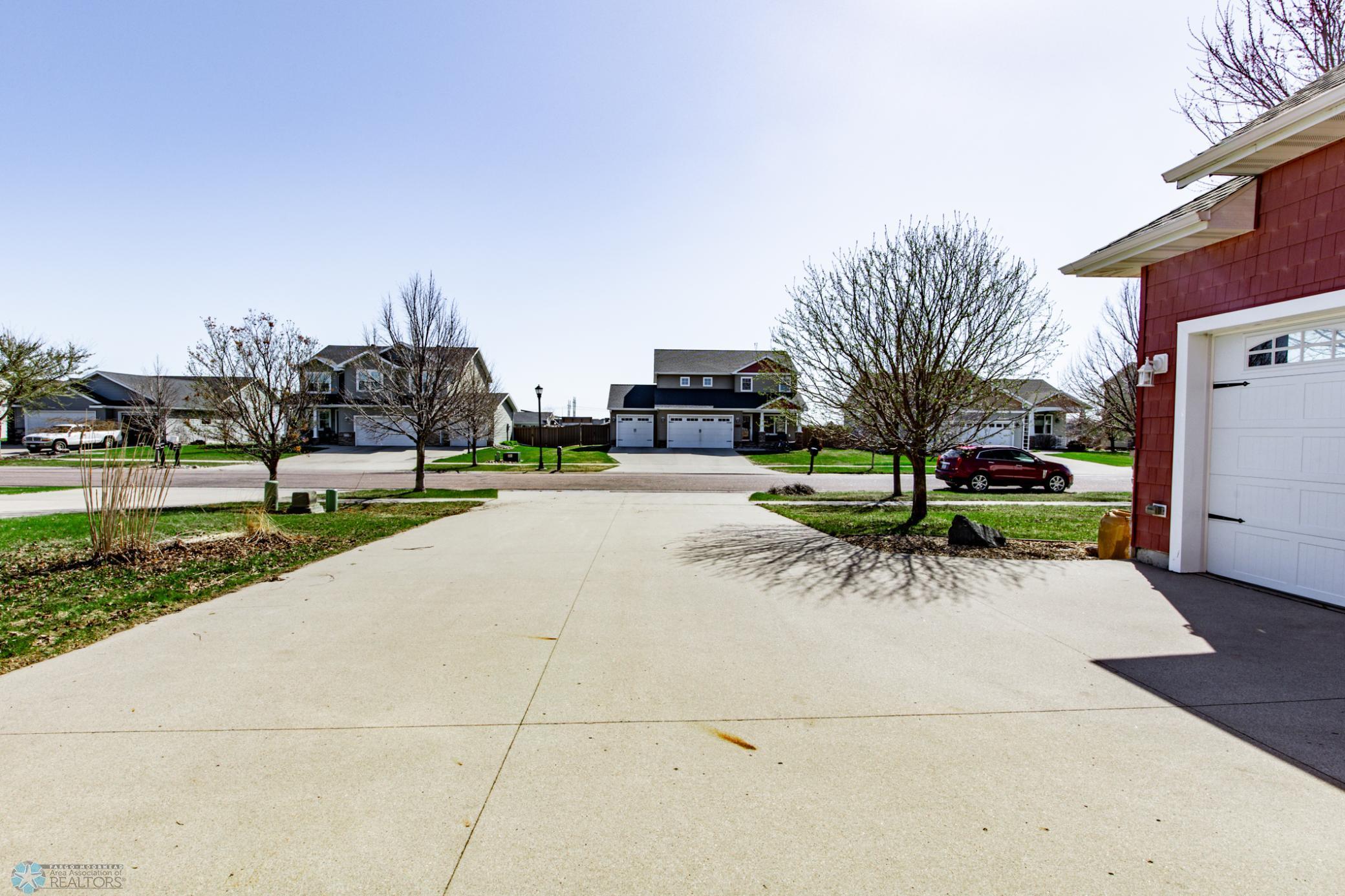 3722 Norman Court, Fargo, North Dakota image 5