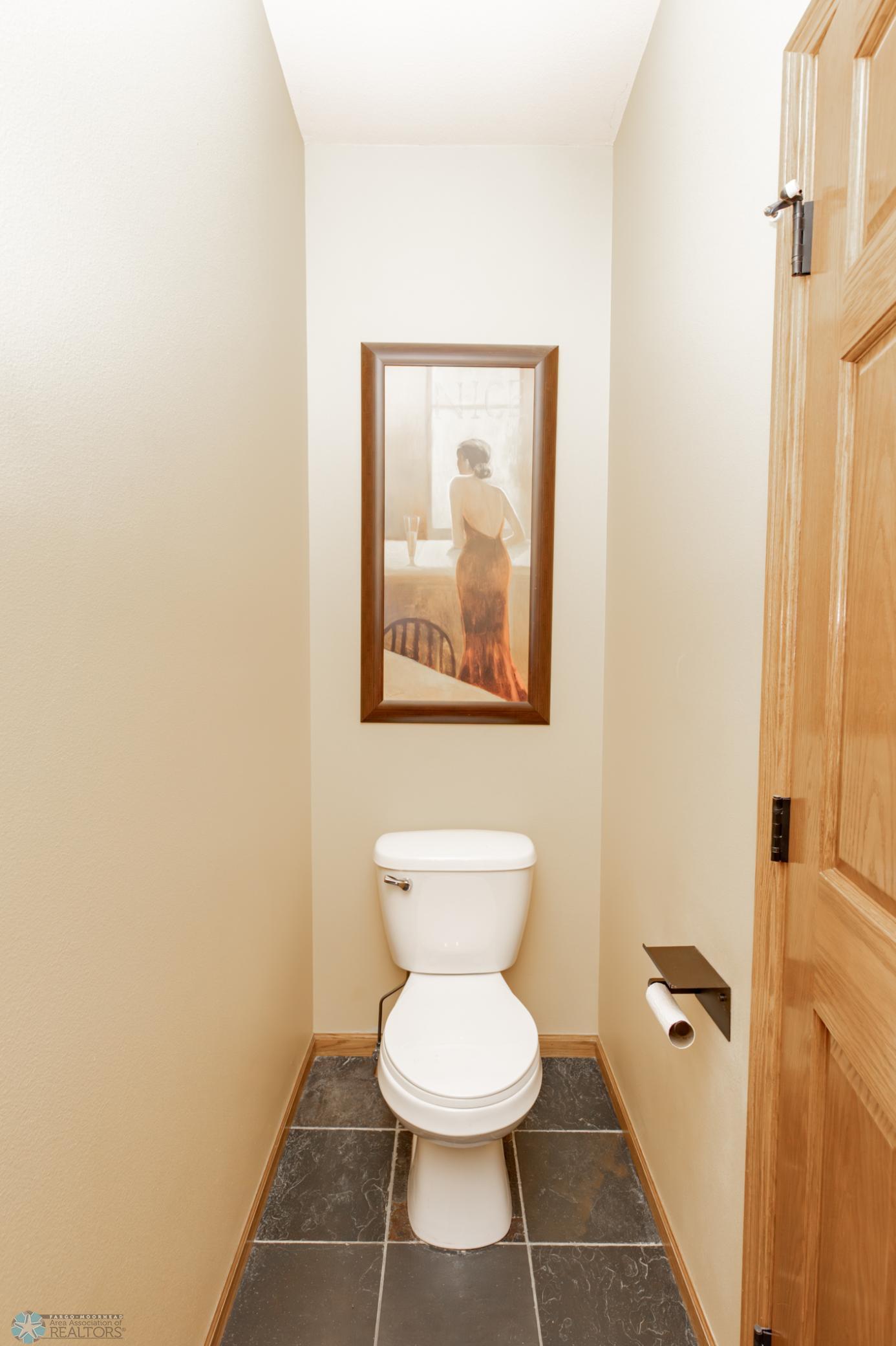3722 Norman Court, Fargo, North Dakota image 27