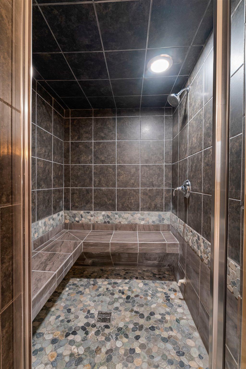 2408 Hunter Drive, Chanhassen, Minnesota image 29