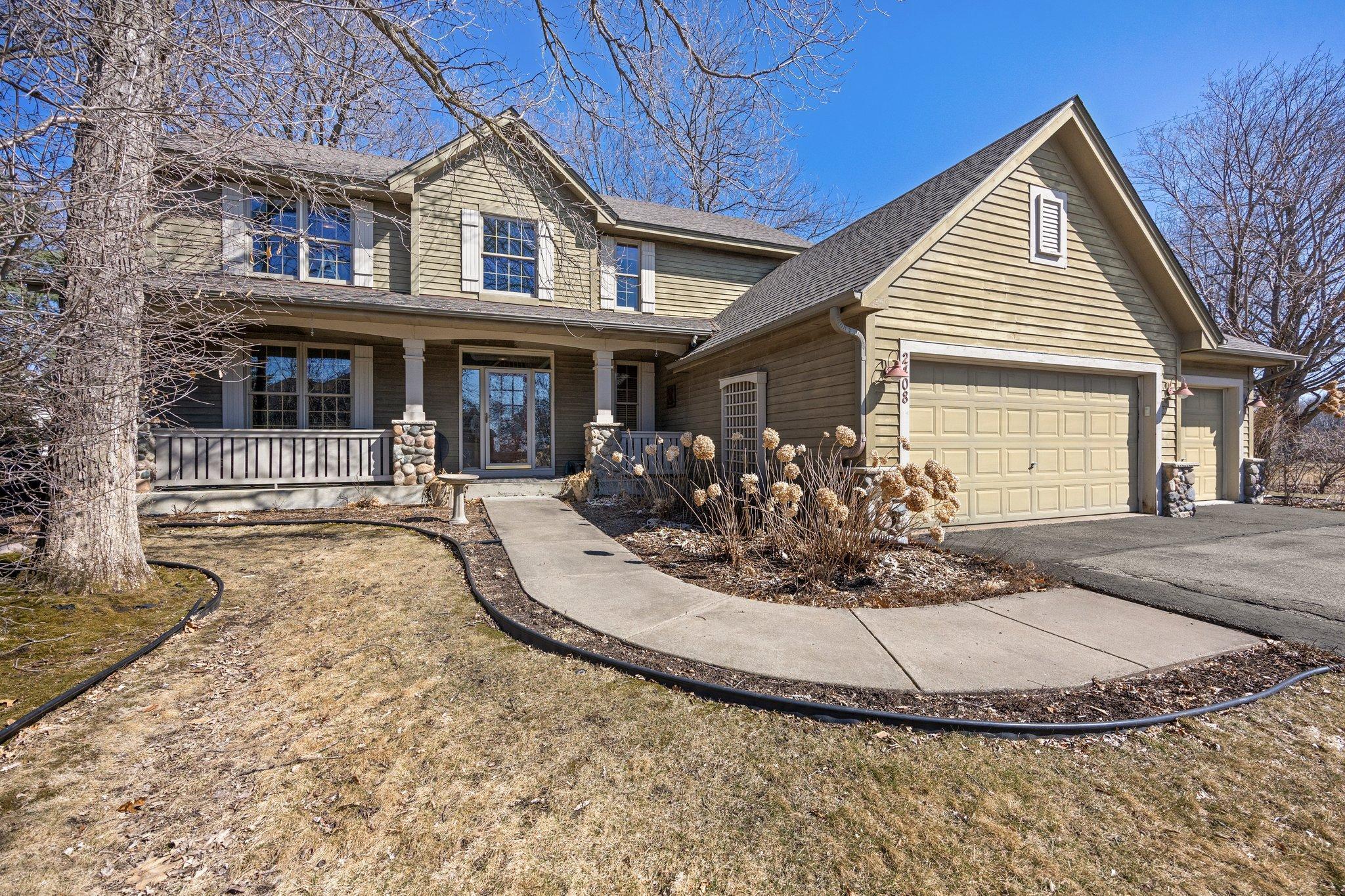 2408 Hunter Drive, Chanhassen, Minnesota image 30
