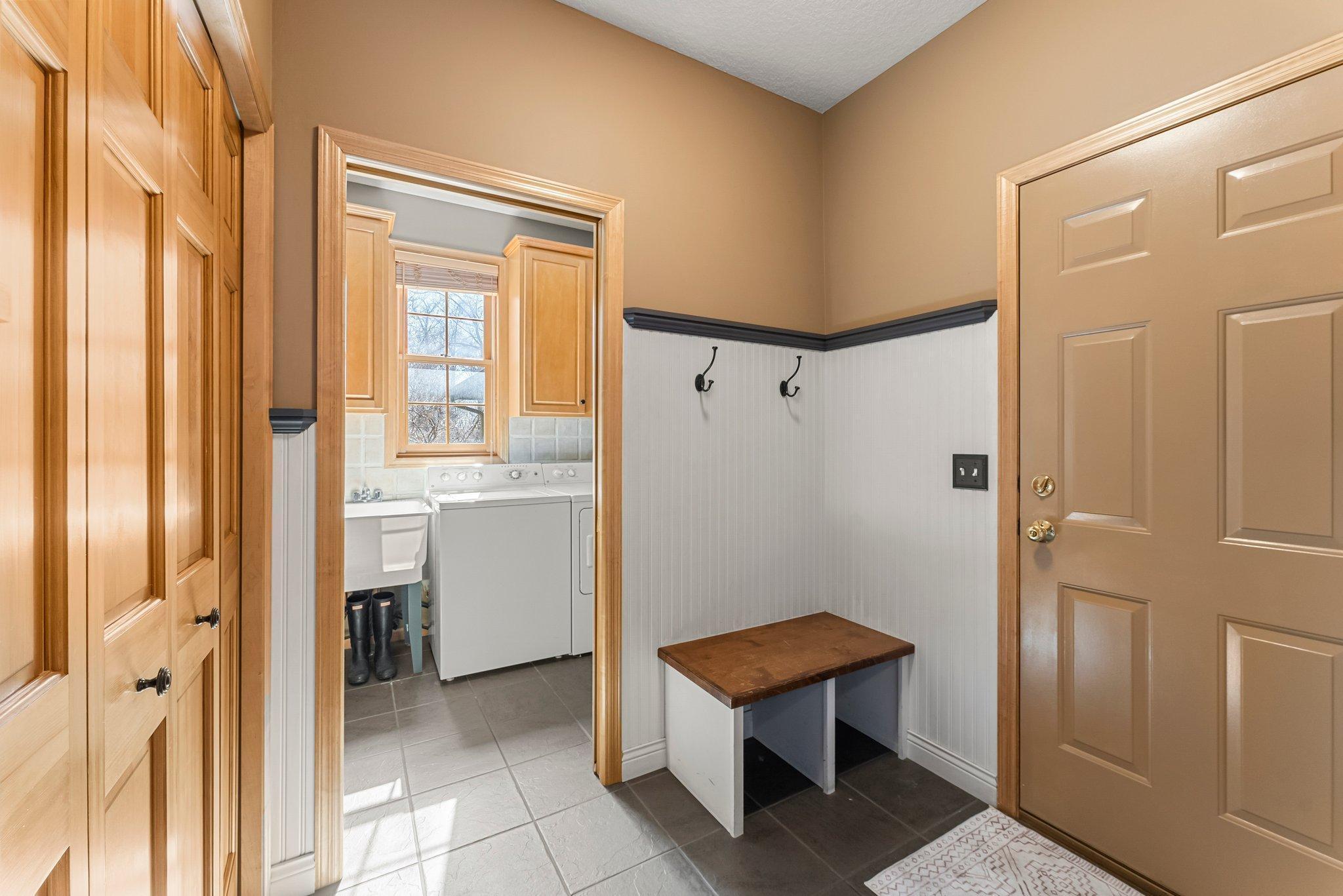 2408 Hunter Drive, Chanhassen, Minnesota image 14