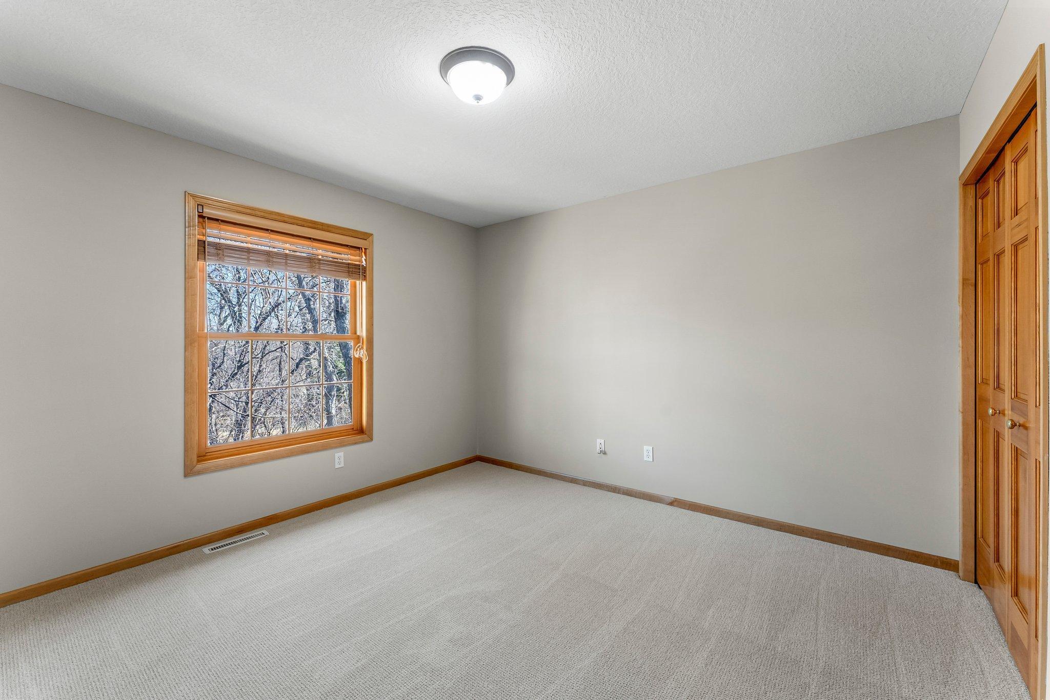 2408 Hunter Drive, Chanhassen, Minnesota image 21