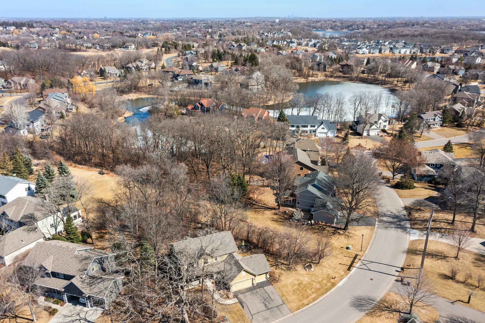 2408 Hunter Drive, Chanhassen, Minnesota image 38