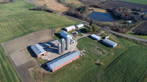 Homes For Sale - 4855 County Road 8<br/> Waverly, MN 55390