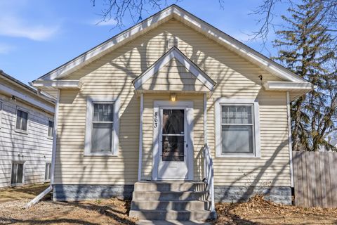 Homes For Sale - 863 Sherburne Avenue<br/> Saint Paul, MN 55104