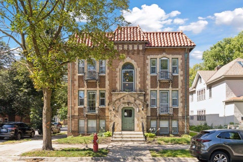 Condo For Sale - 3252 Fremont Avenue<br/> Minneapolis, MN 55408