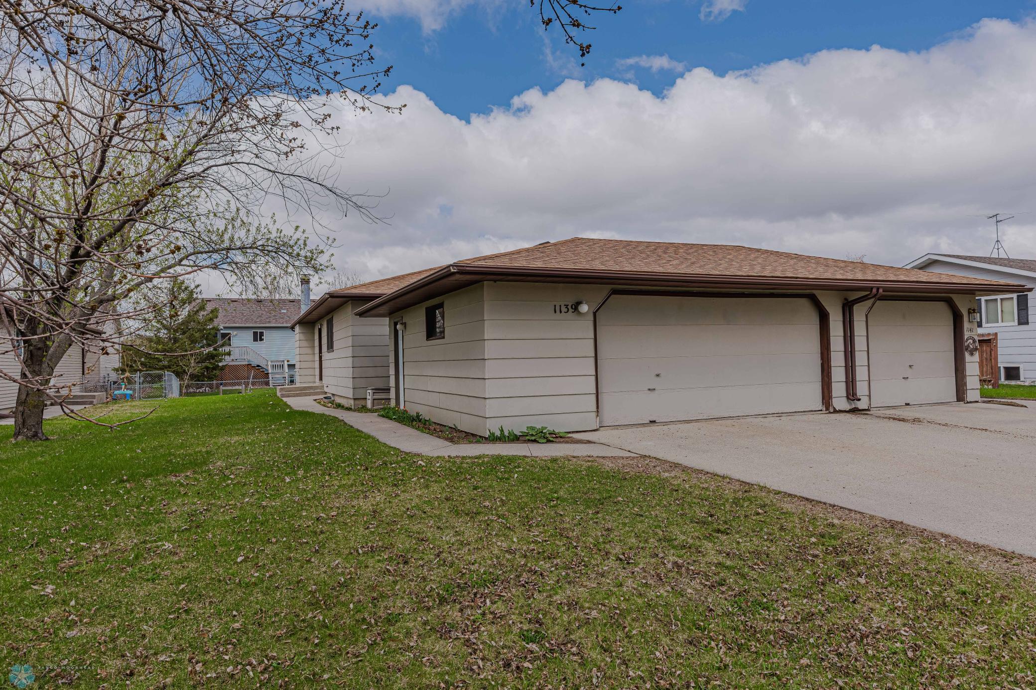 1139 19th Street, Moorhead, Minnesota image 1