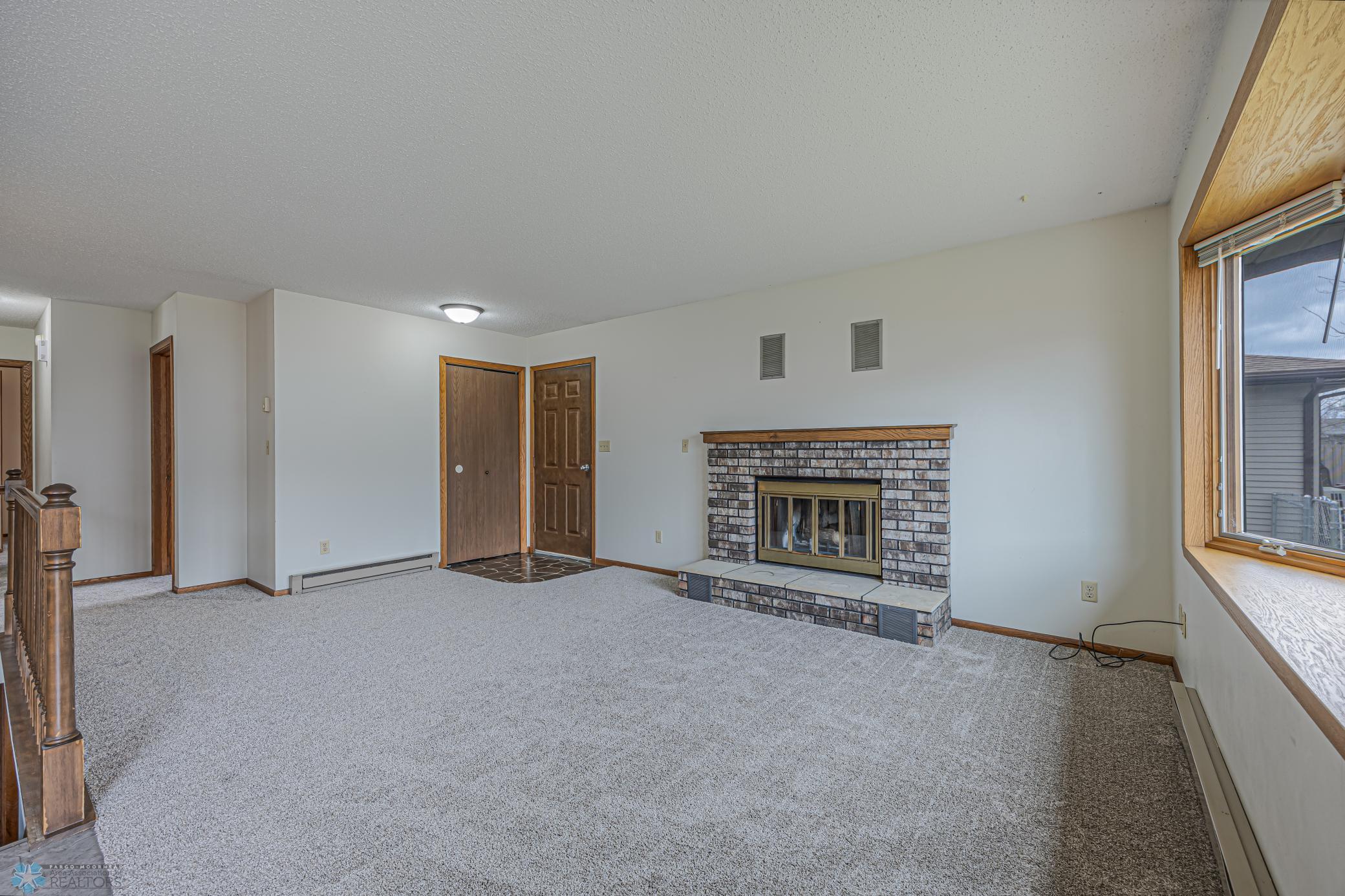 1139 19th Street, Moorhead, Minnesota image 3
